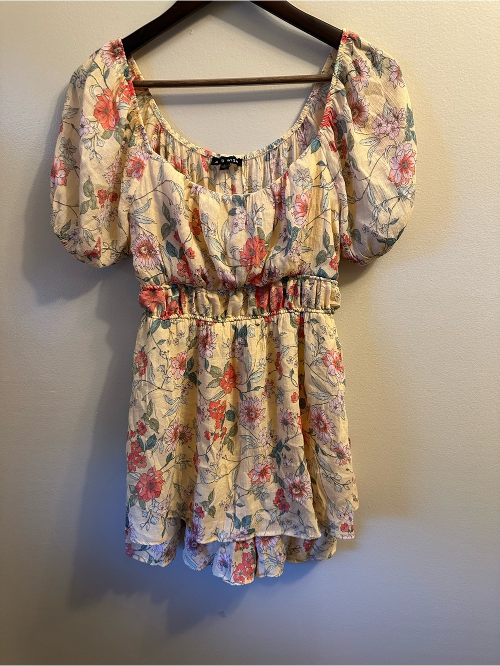 #354 As U Wish Cream Floral Puff-Sleeve Tunic with Coral Accents